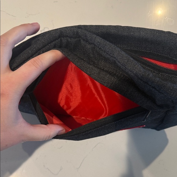 Kimes Ranch Men's Travel Bag - Picture 3 of 4